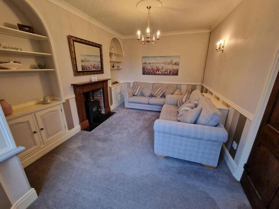 Bailey Estate House Villa Abergavenny ภายนอก รูปภาพ