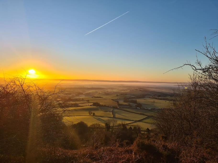 Bailey Estate House Villa Abergavenny ภายนอก รูปภาพ