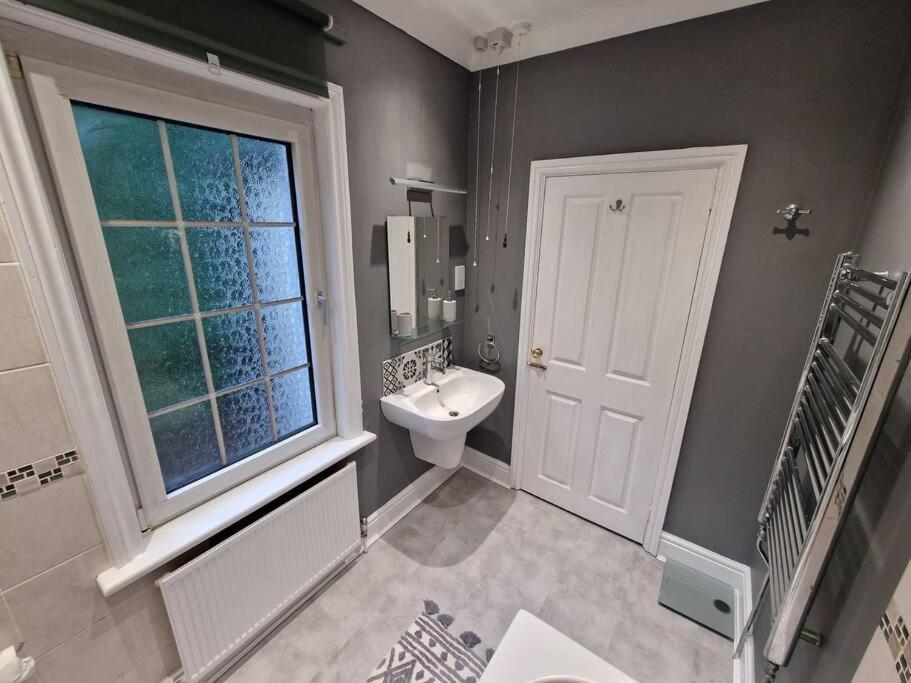 Bailey Estate House Villa Abergavenny ภายนอก รูปภาพ