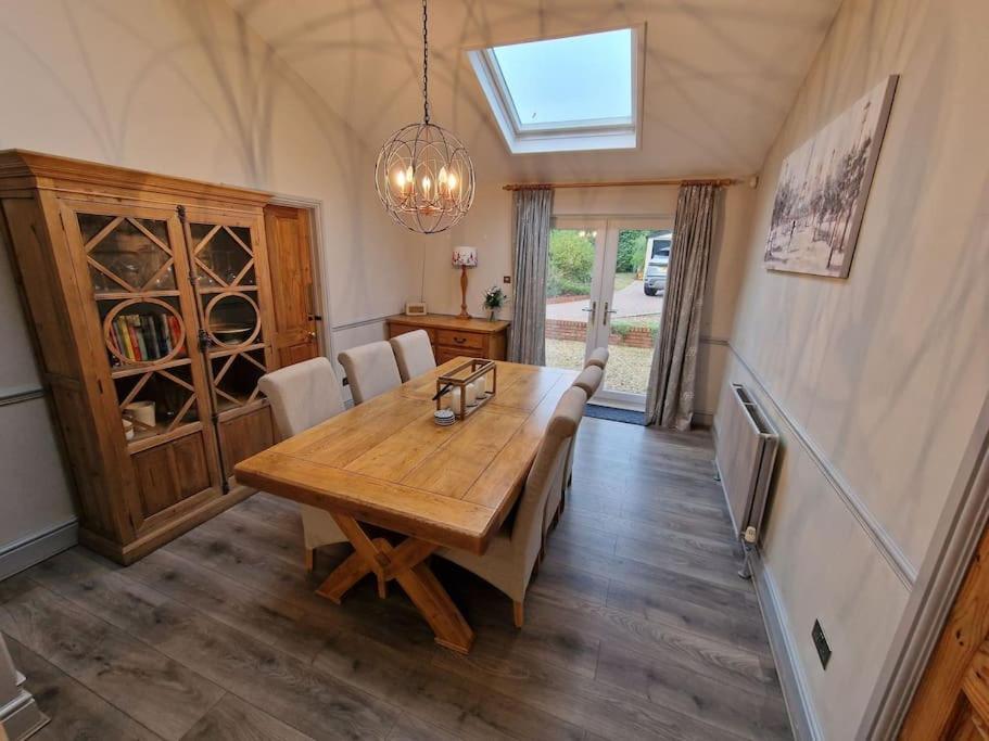 Bailey Estate House Villa Abergavenny ภายนอก รูปภาพ